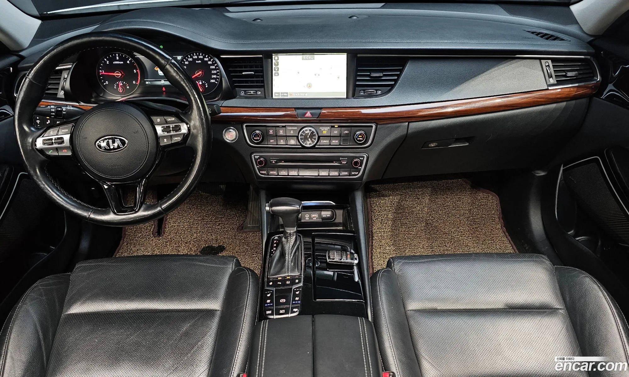Kia K7 2017 — 2
