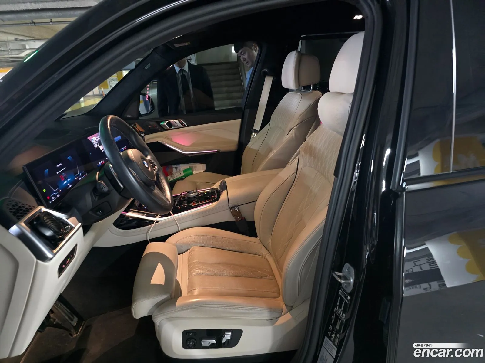 BMW X7 2023 — 16