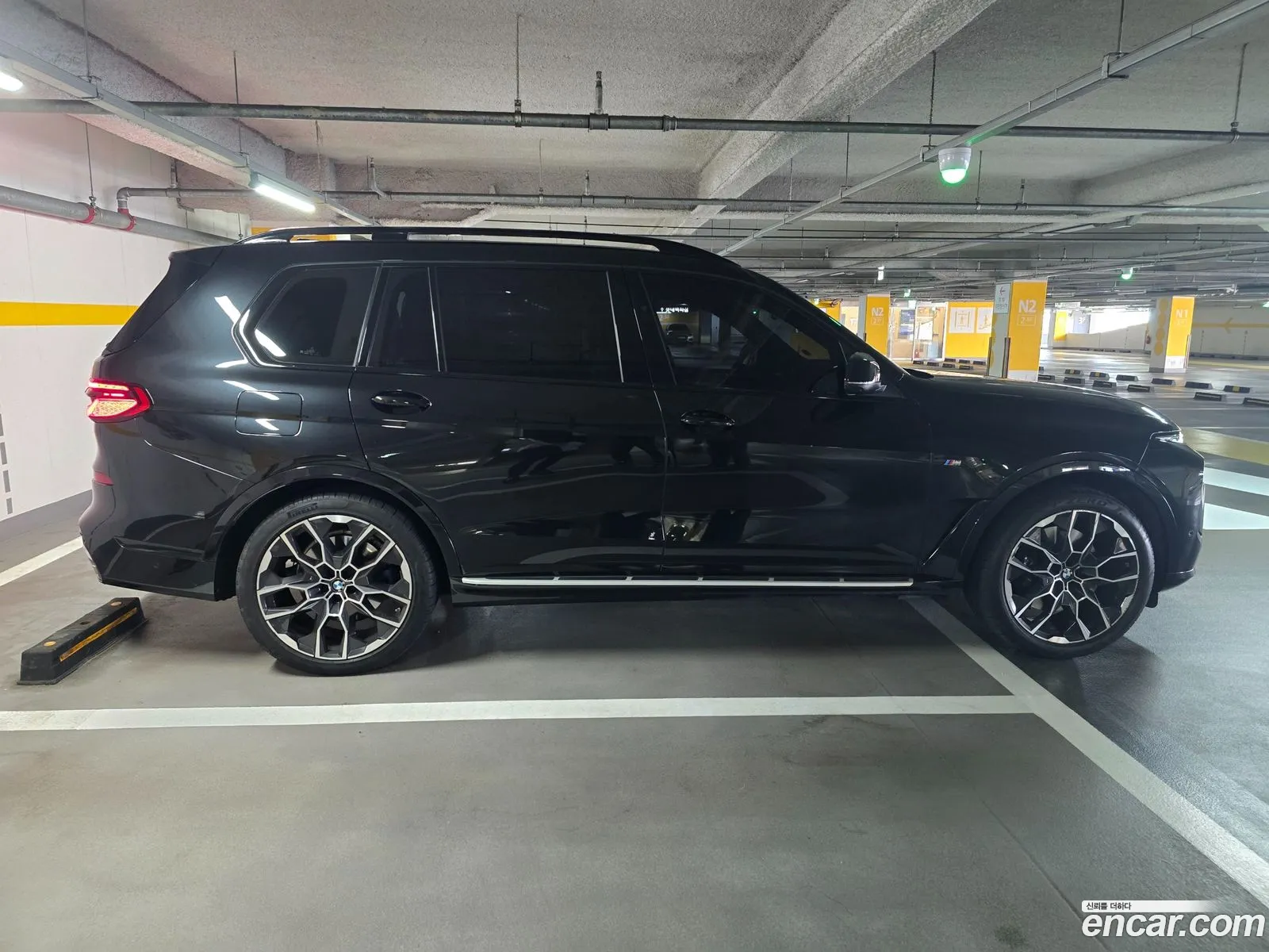BMW X7 2023 — 3