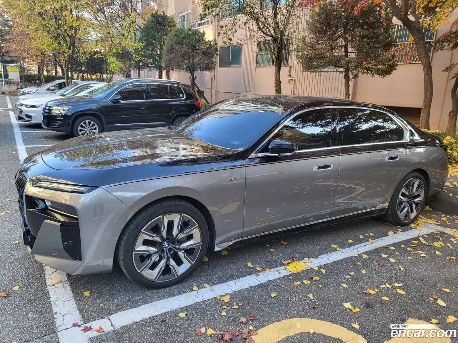 BMW 7 Series 2023 — 8