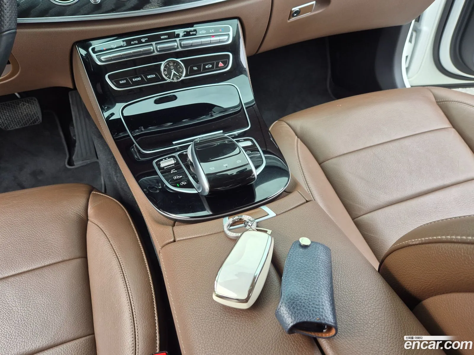 Mercedes-Benz E-Class W213 2018 — 12