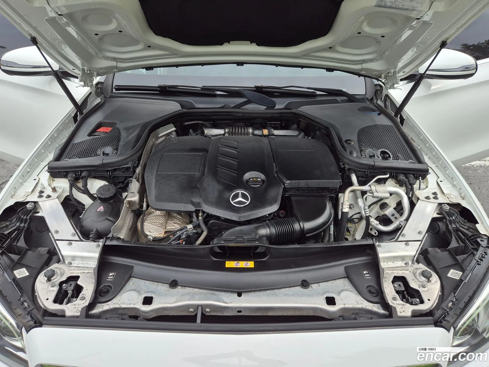 Mercedes-Benz E-Class W213 2018 — 18