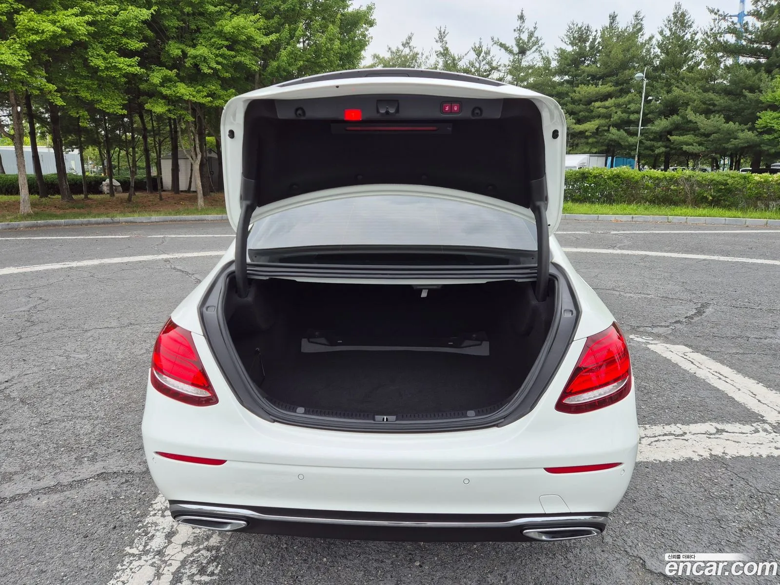 Mercedes-Benz E-Class W213 2018 — 15