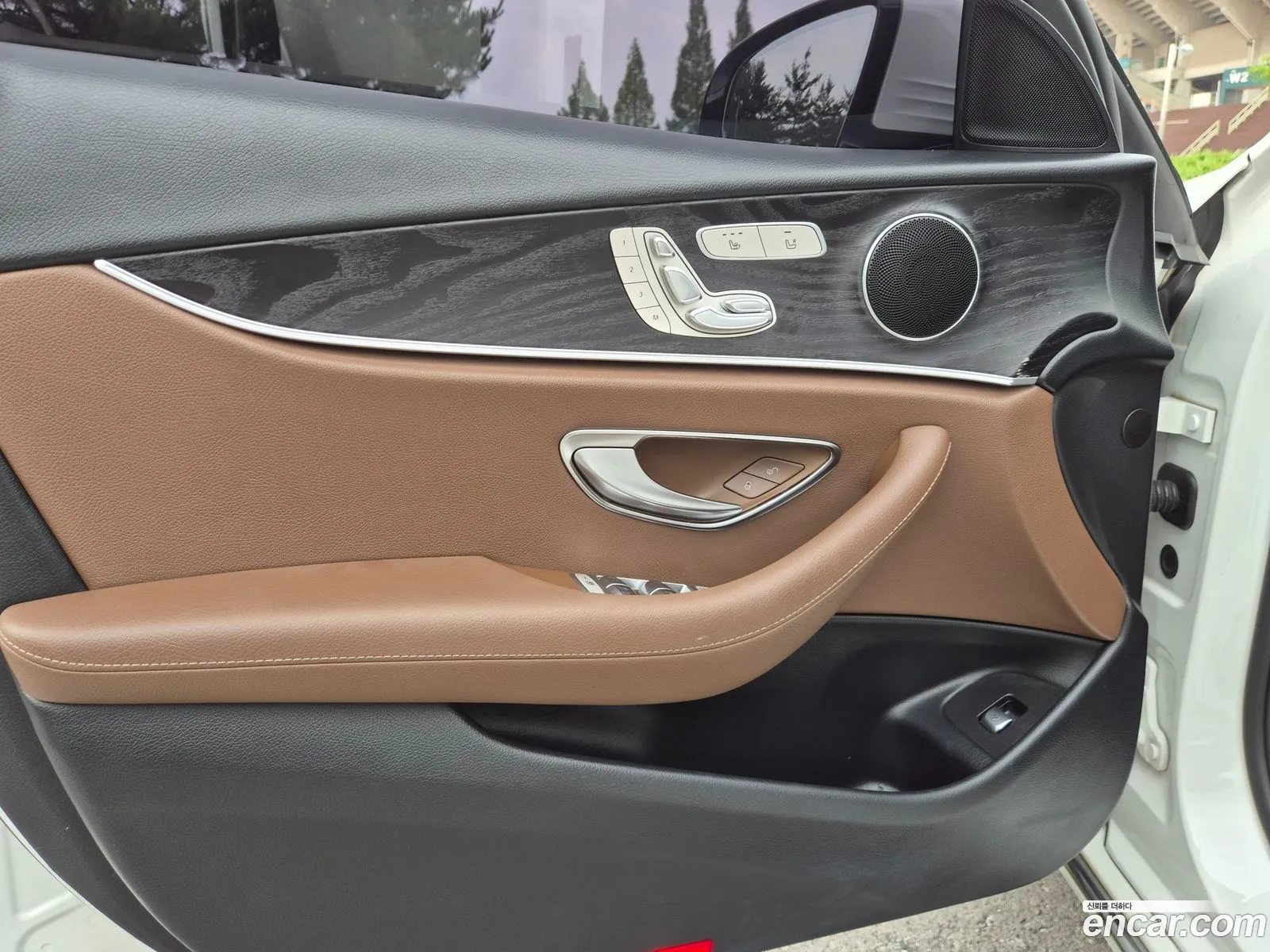 Mercedes-Benz E-Class W213 2018 — 17