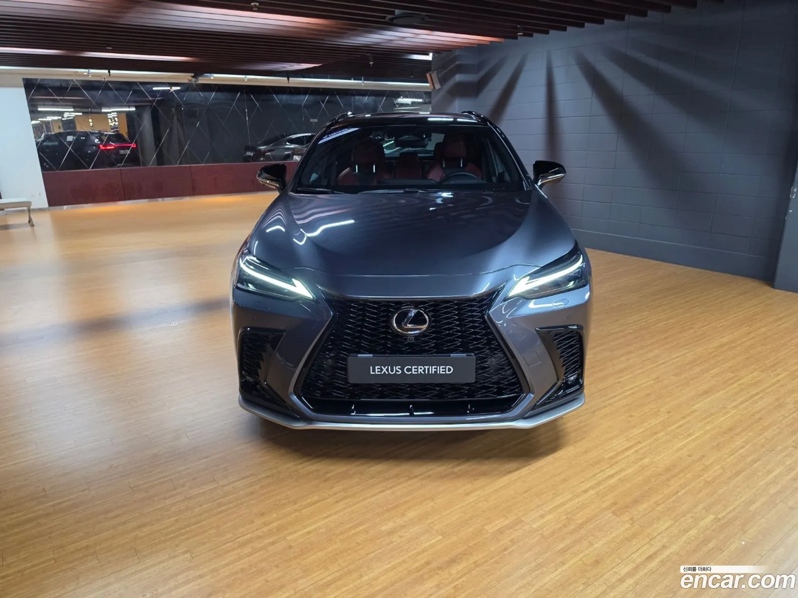 Lexus NX450h+ 2025 — 10