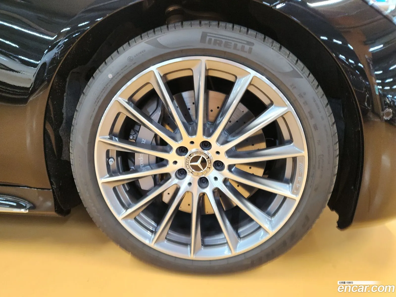 Mercedes-Benz S-Class W223 2026 — 13