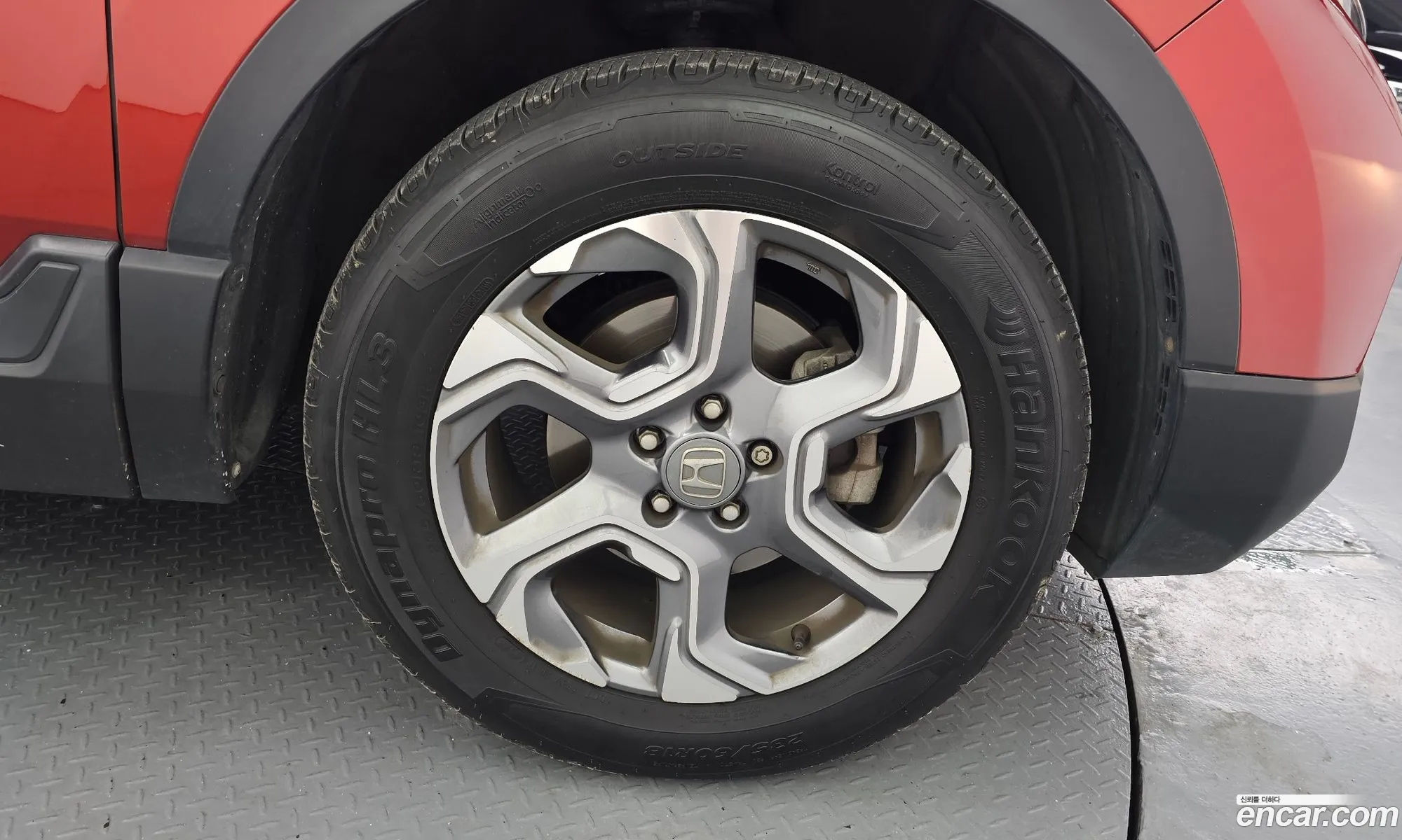 Honda CR-V 2017 2HKRW2H57HH614074 — 8