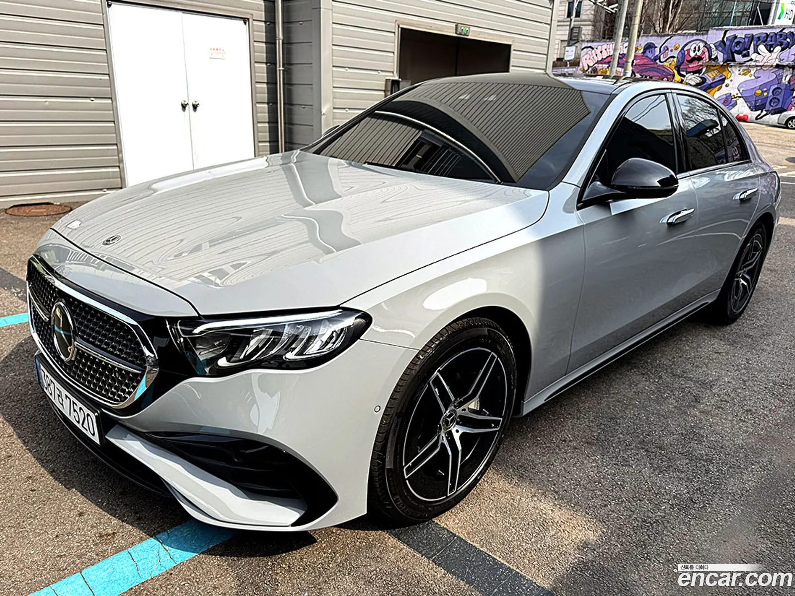 Mercedes-Benz E-Class W214 2026 — 19