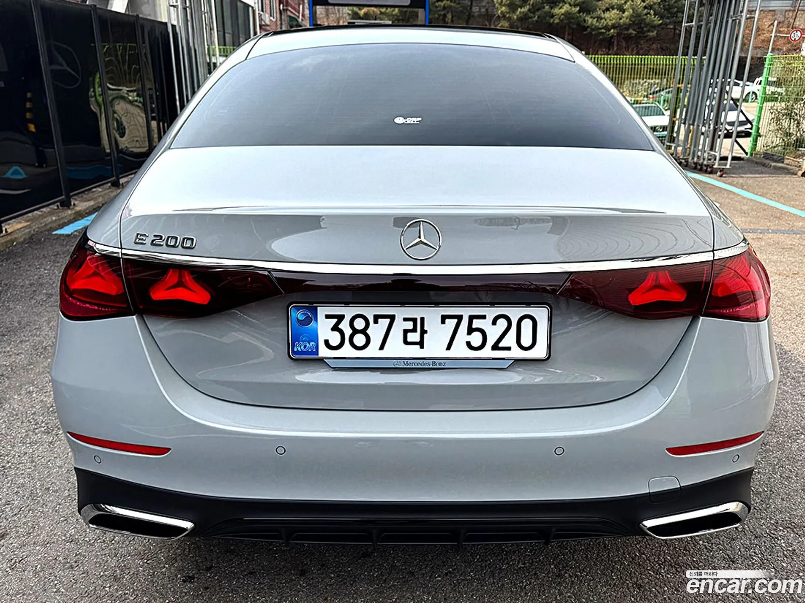 Mercedes-Benz E-Class W214 2026 — 7