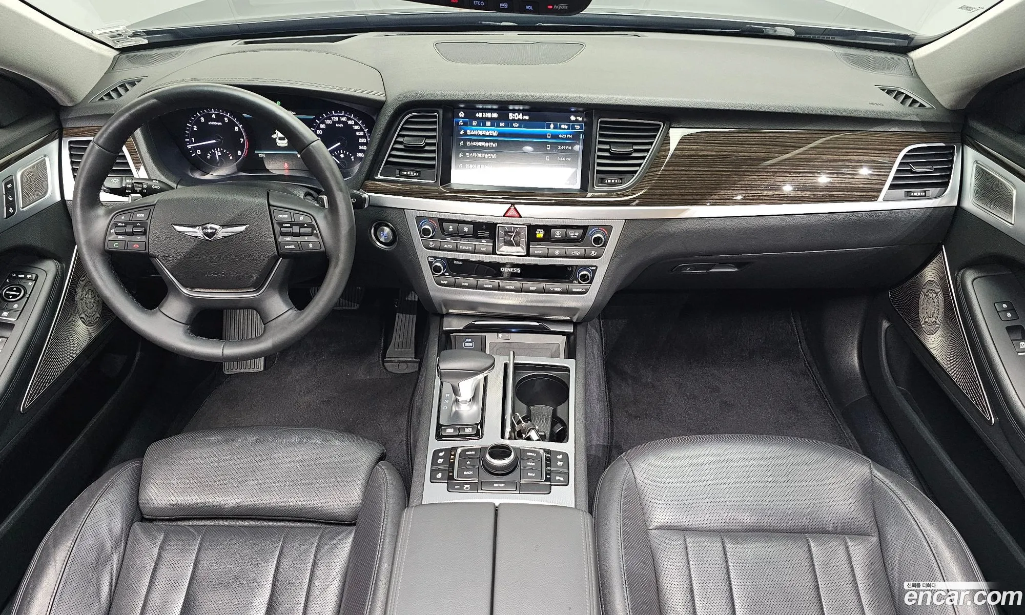 Genesis G80 2018 — 2