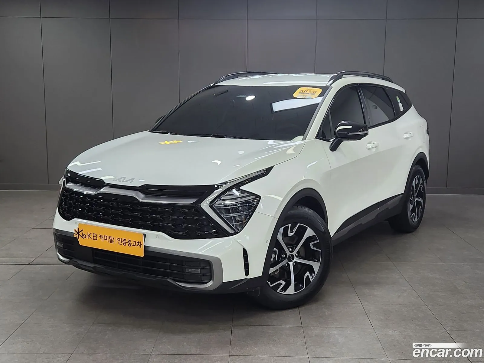 Kia Sportage Hybrid 2023 — 4