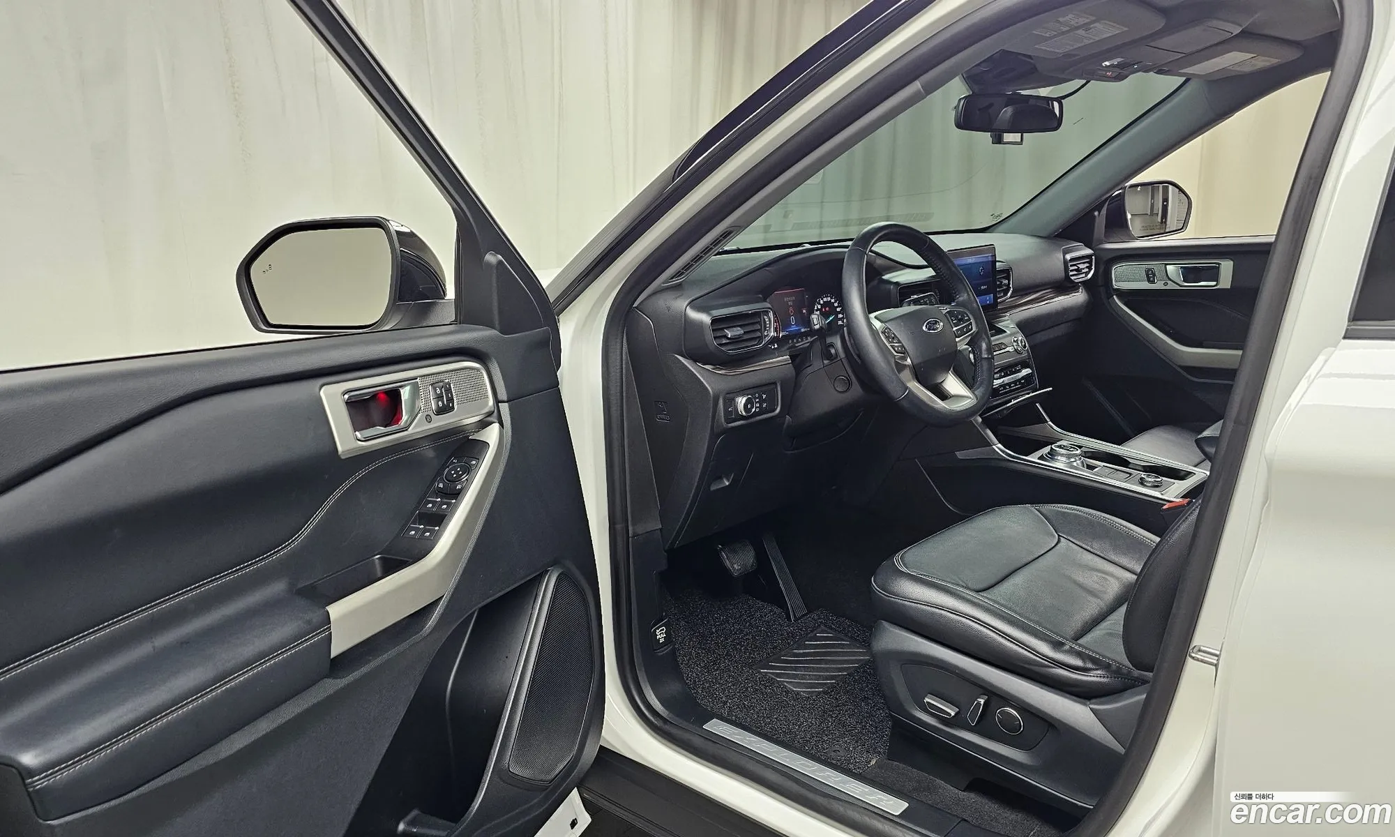 Ford Explorer 6th Gen 2020 1FMSK8FH0LGC66754 — 25