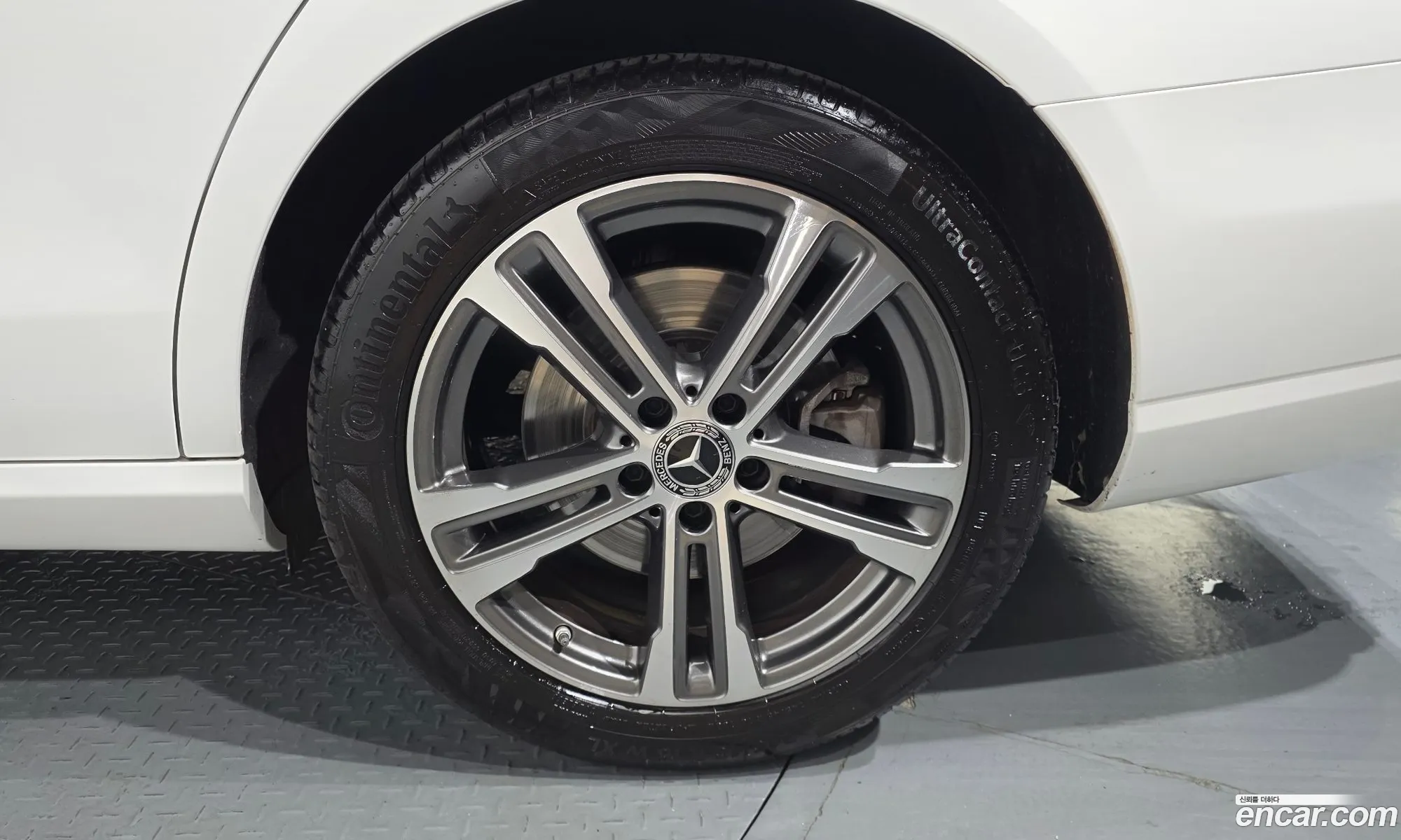 Mercedes-Benz E-Class W213 2021 — 13