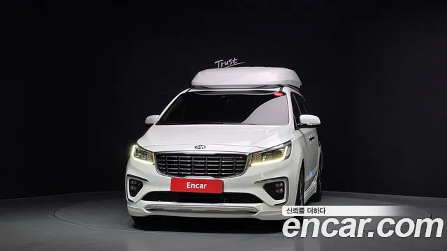 Kia Carnival 2018 — 2