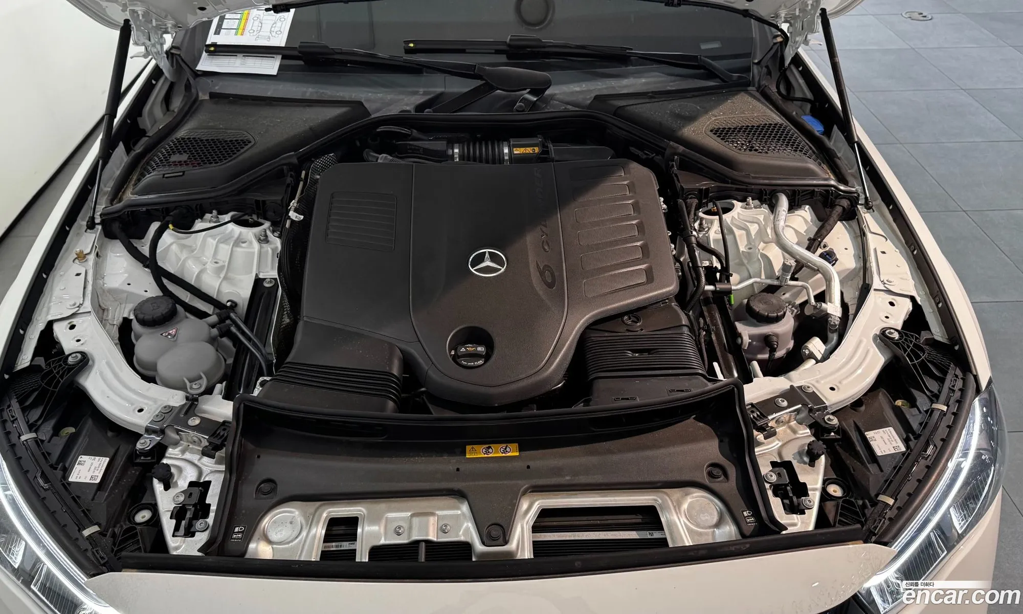 Mercedes-Benz E-Class W214 2026 — 9