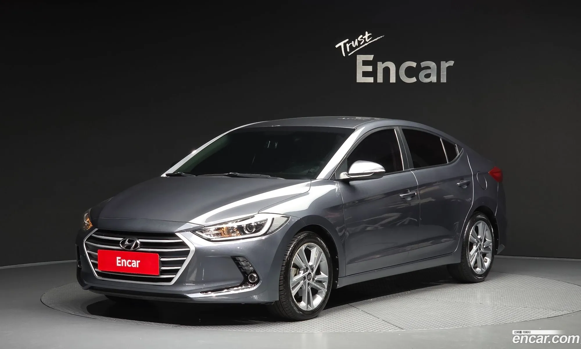 Hyundai Elantra AD 2017 — 4