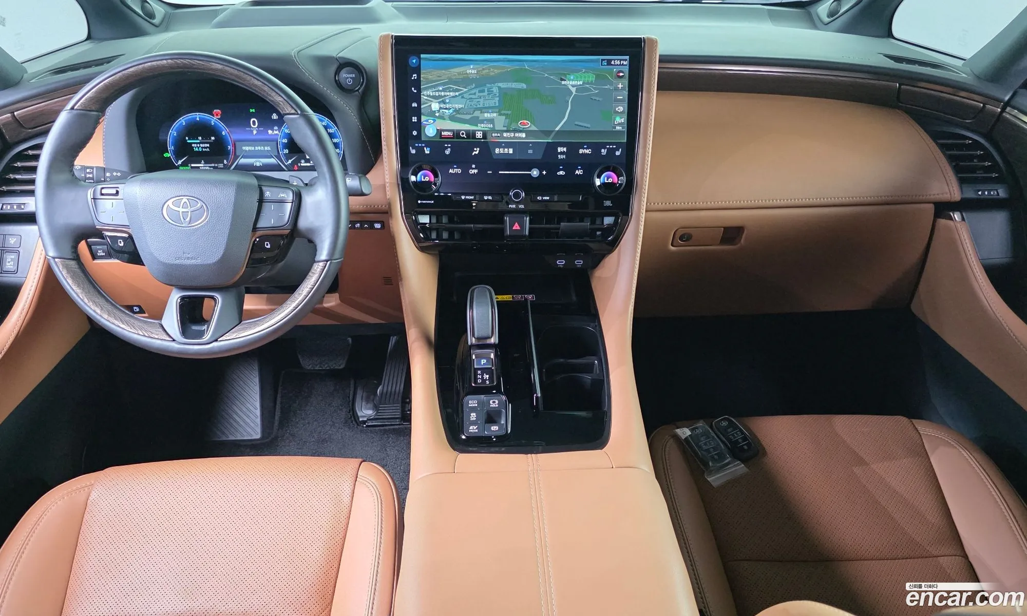 Toyota Alphard 2025 — 10