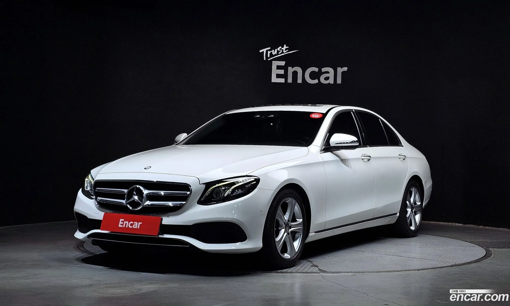 Mercedes-Benz E-Class W213 2016 WDDZF0EBXHA089166 — 13