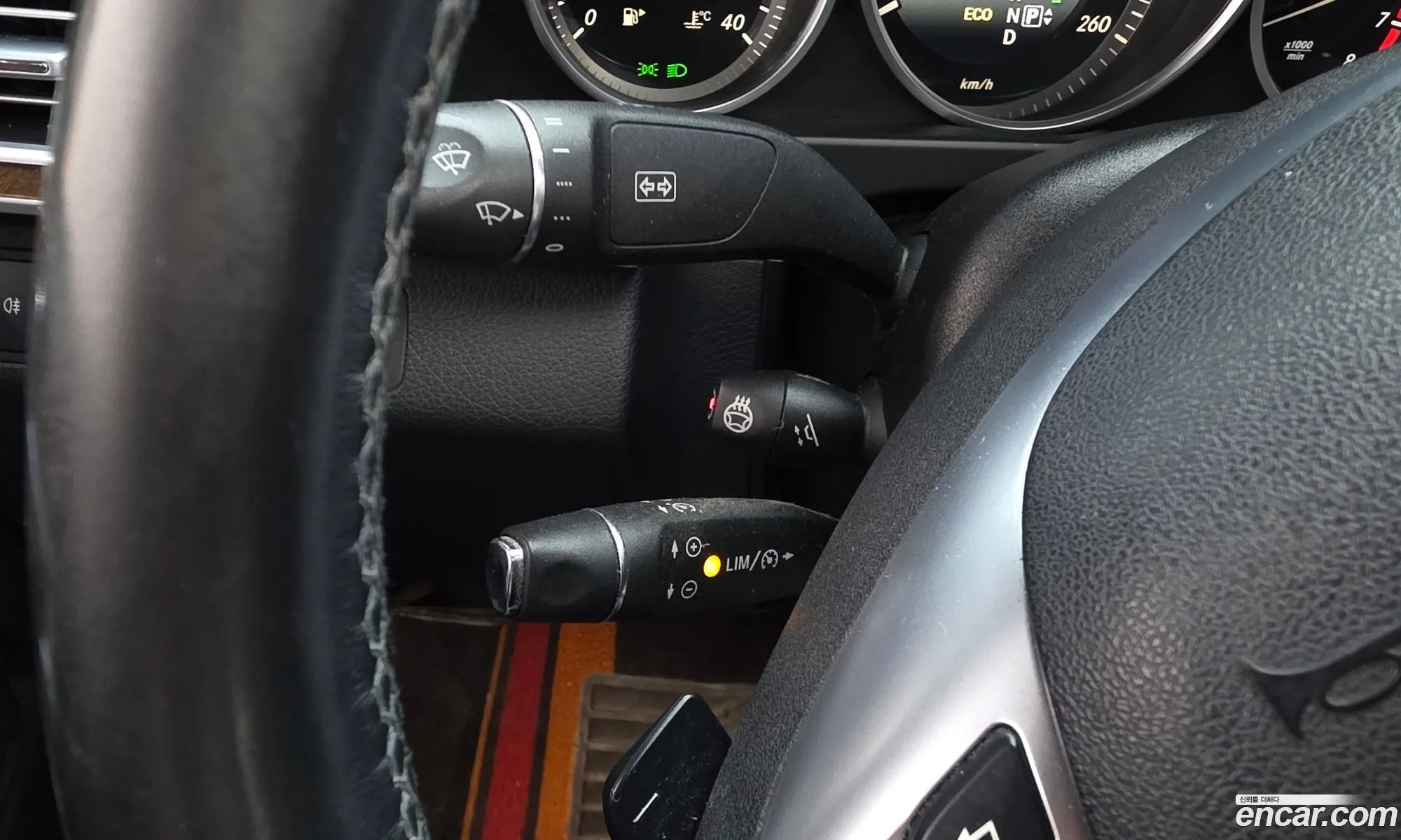 Mercedes-Benz E-Class W212 2014 WDDHF5FB1EB052603 — 9