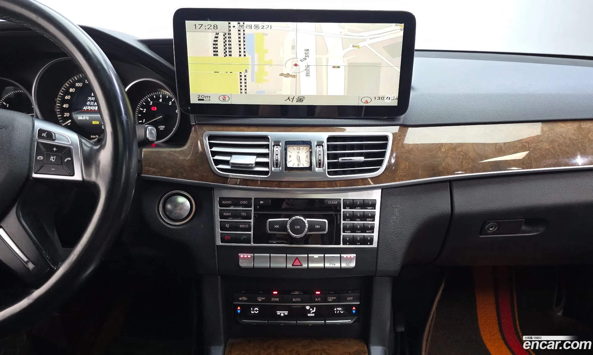 Mercedes-Benz E-Class W212 2014 WDDHF5FB1EB052603 — 19