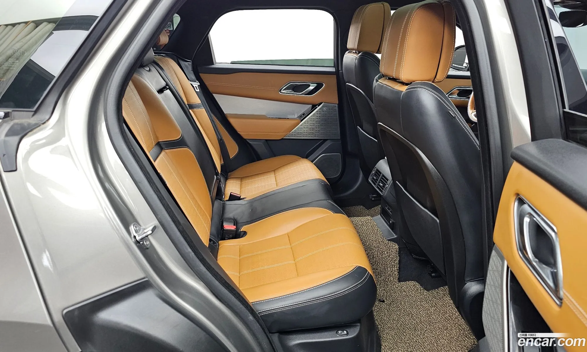Land Rover Range Rover Velar 2018 — 15