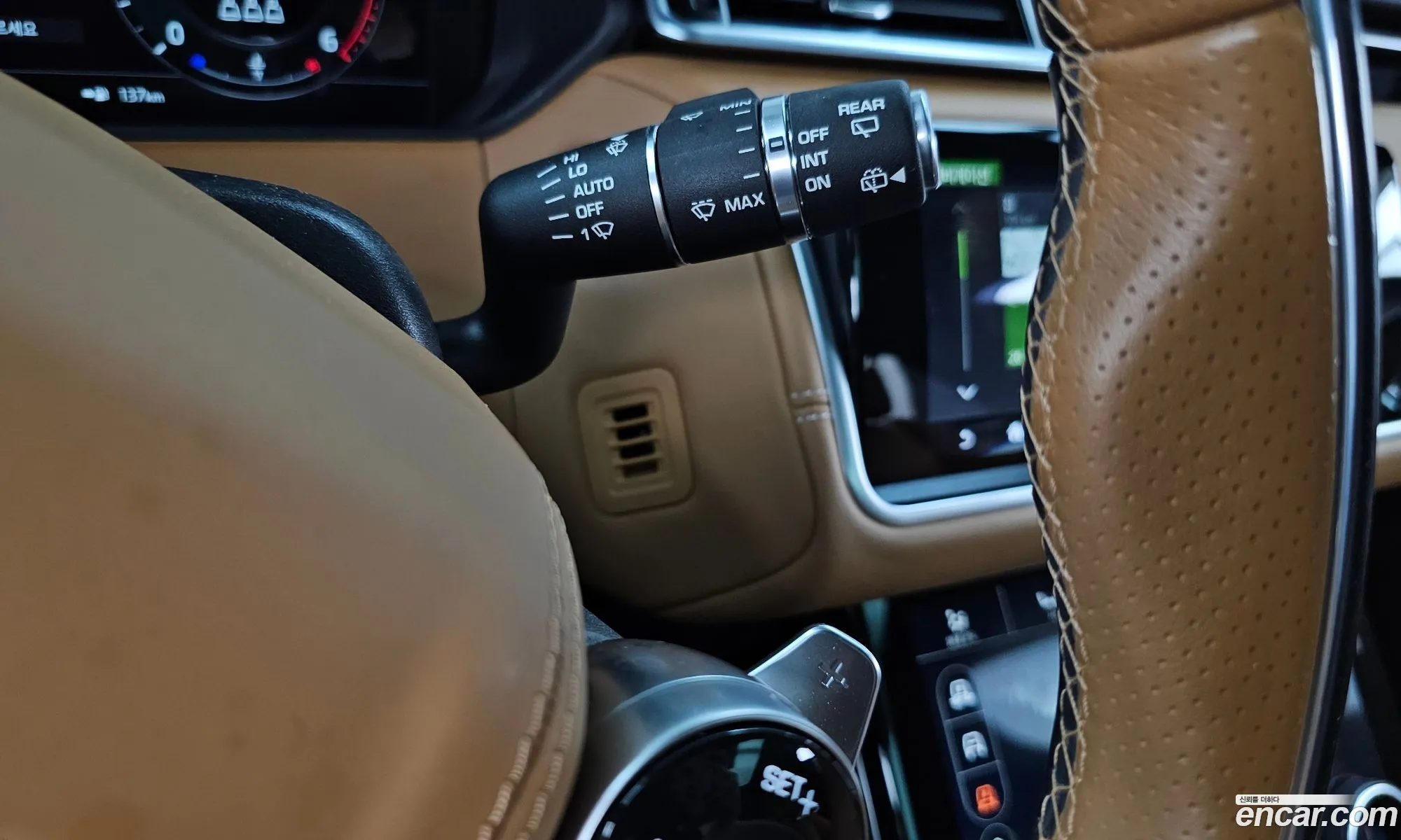 Land Rover Range Rover Velar 2018 — 16