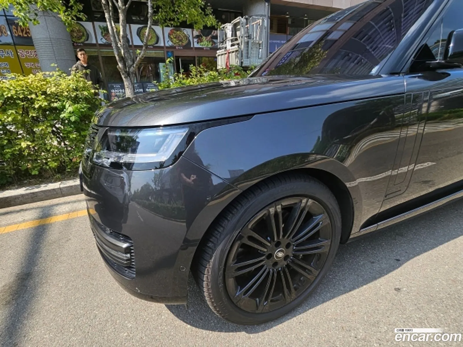 Land Rover Range Rover 2023 — 3