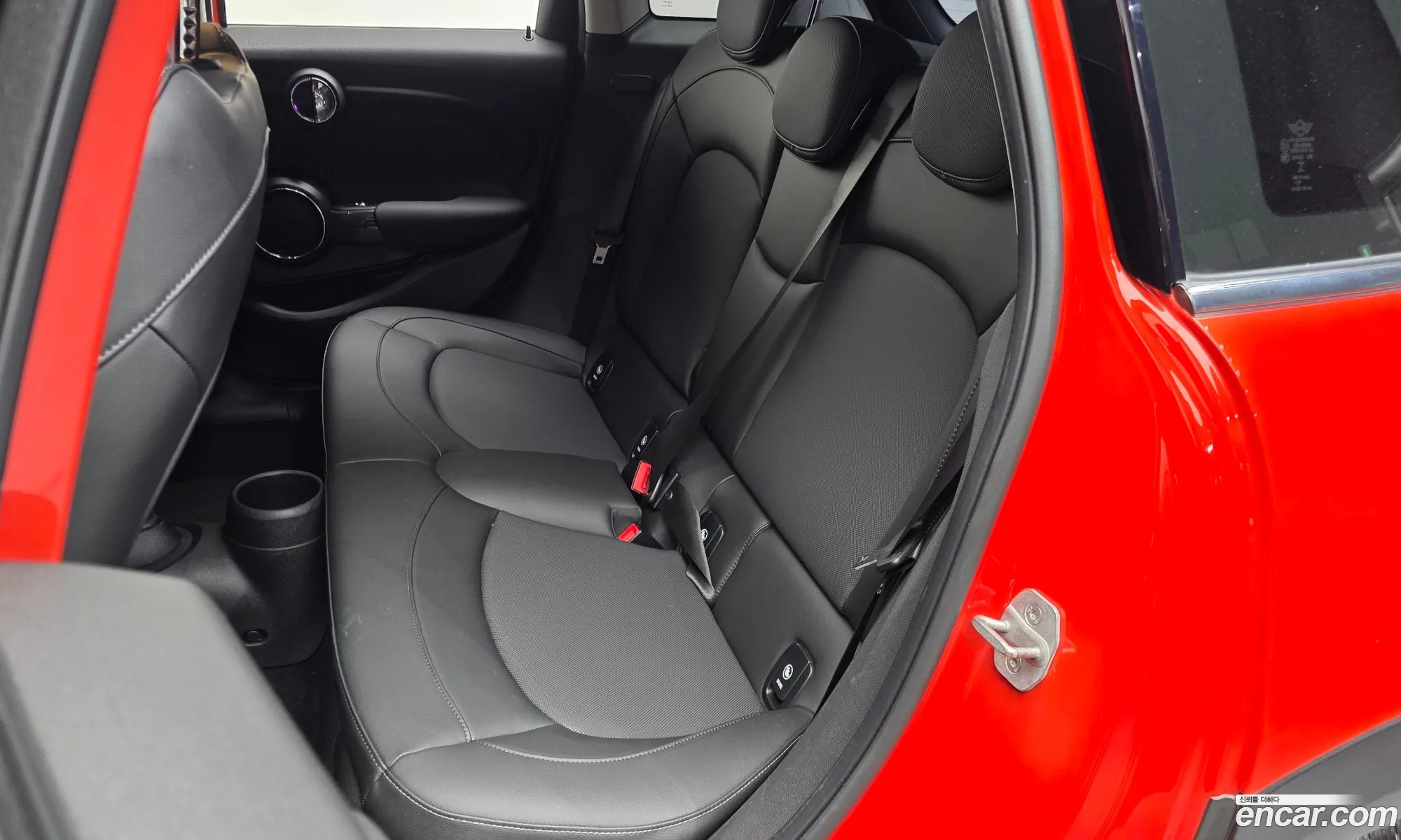 Mini Cooper 2020 — 22