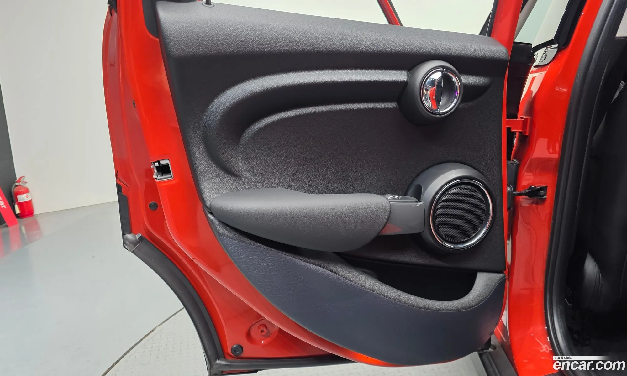 Mini Cooper 2020 — 24