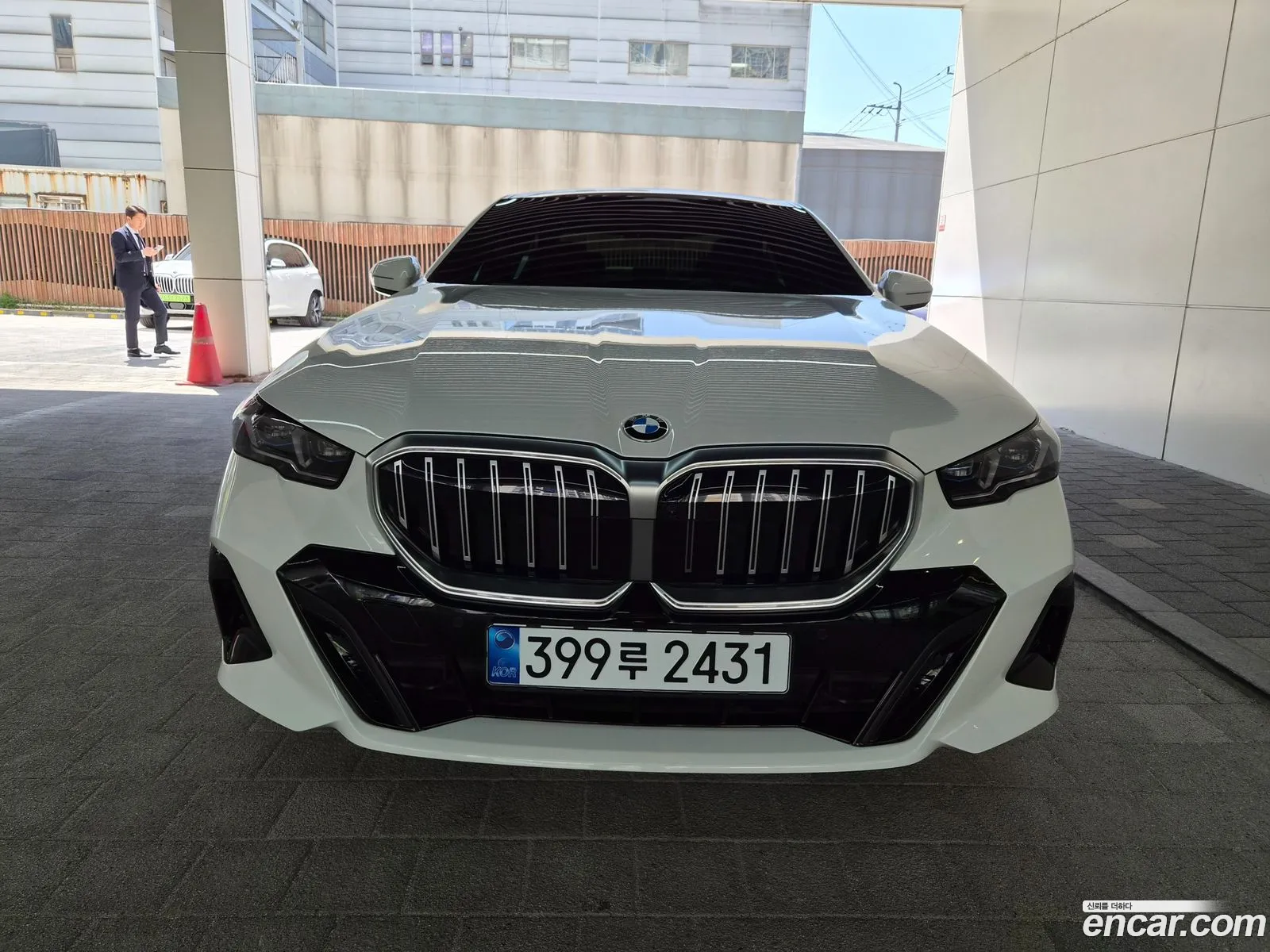 BMW 5 Series 2026 — 3