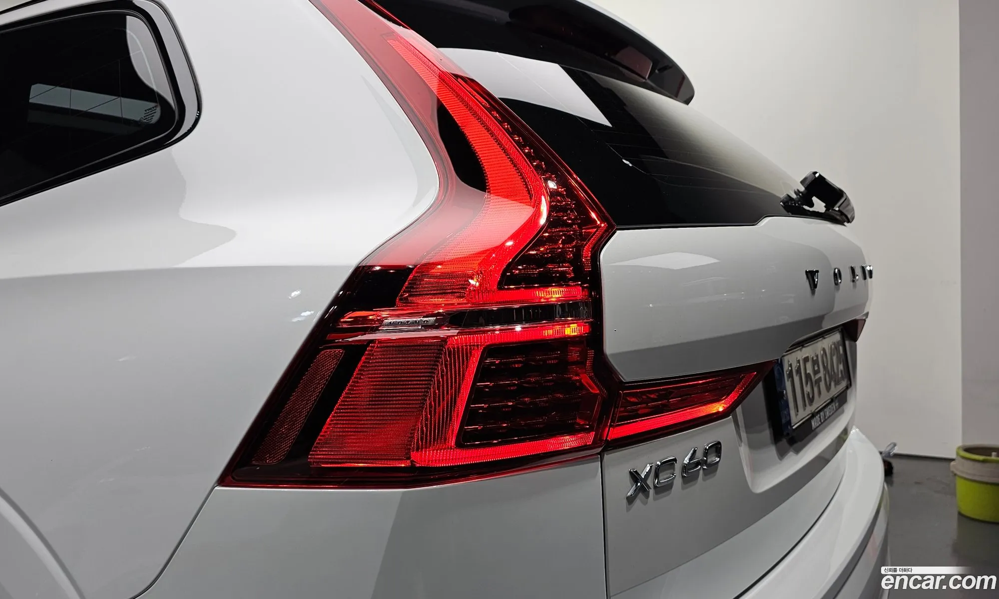 Volvo XC60 2021 — 2