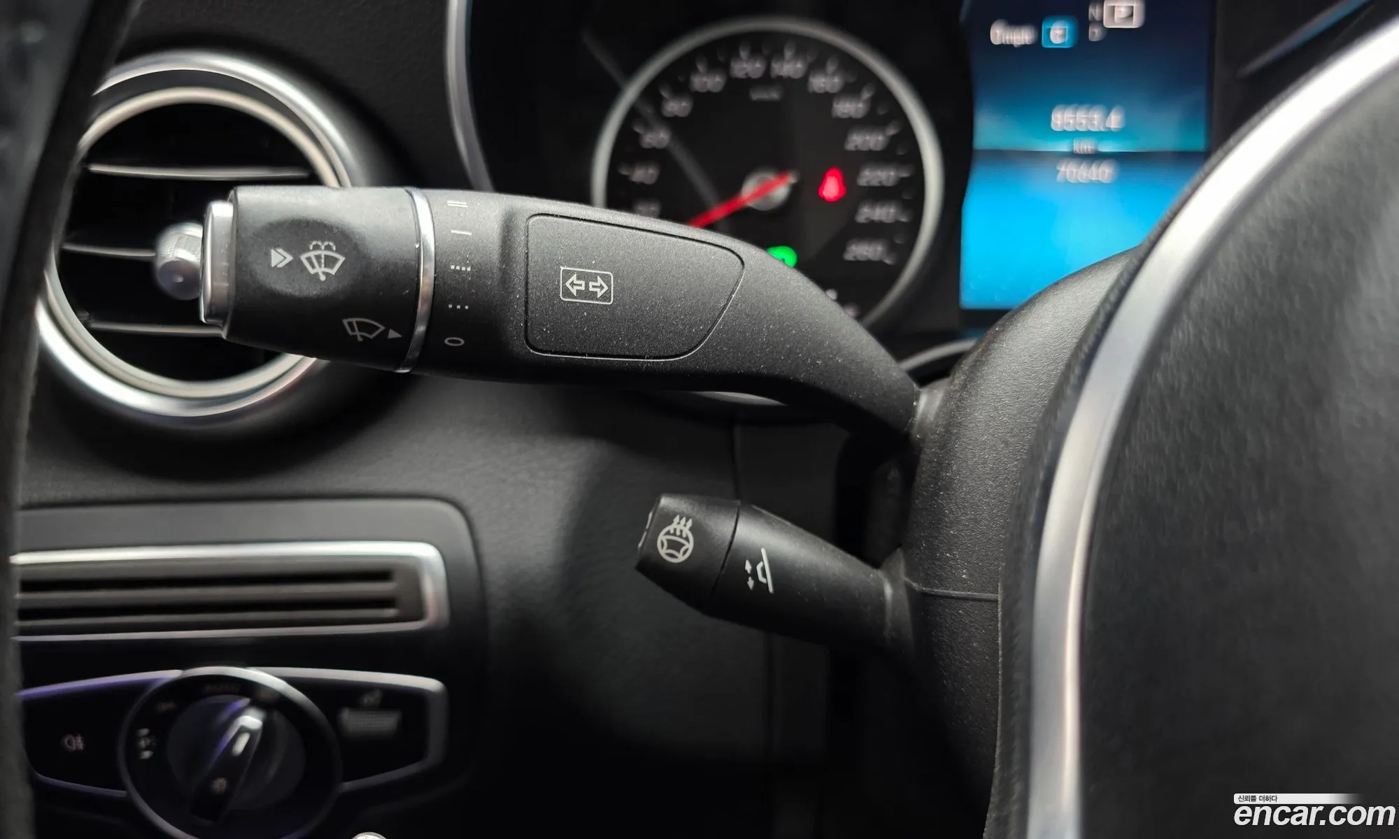 Mercedes-Benz C-Class W205 2019 — 18