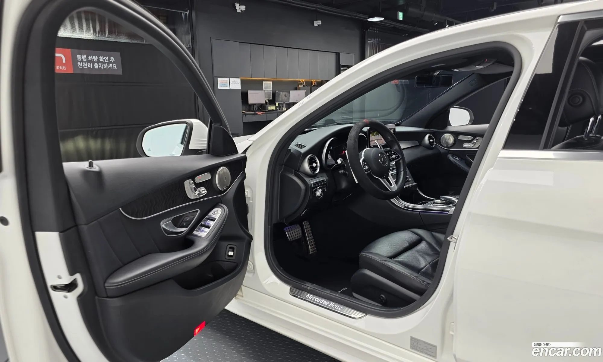 Mercedes-Benz C-Class W205 2019 — 20