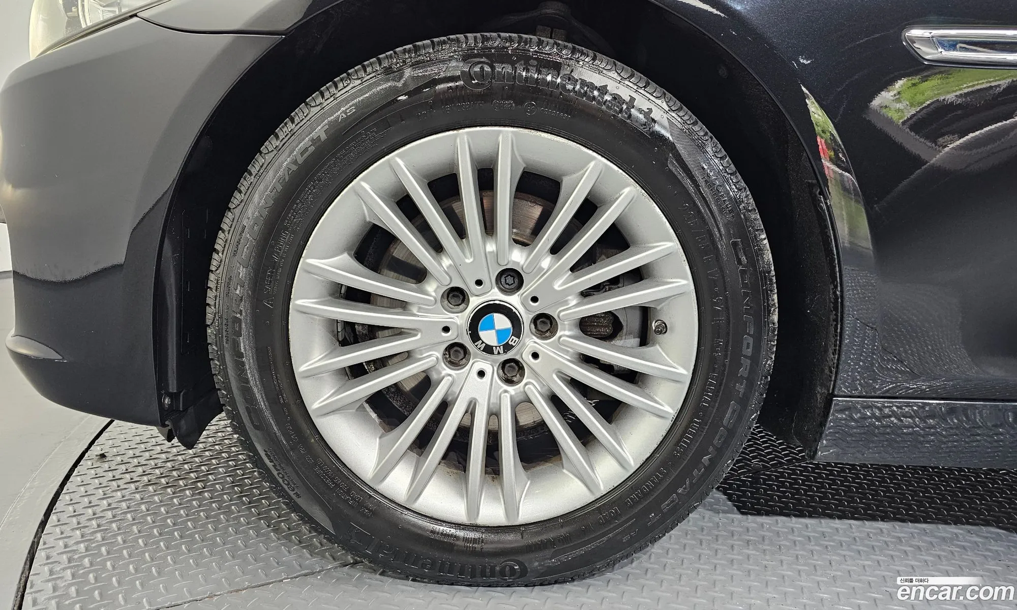 BMW 5 Series 2015 WBA5E5100FG061543 — 14