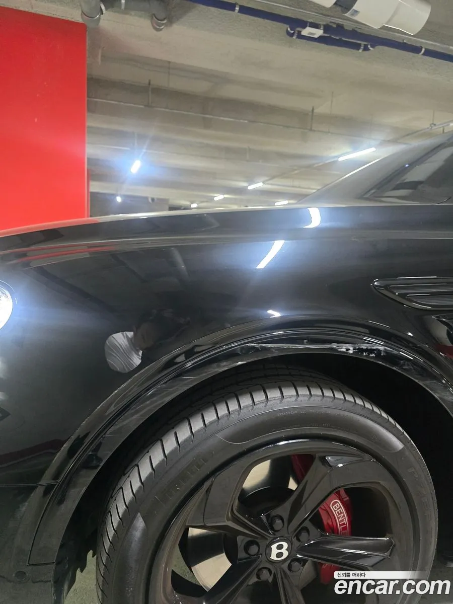 Bentley Bentayga 2024 — 6