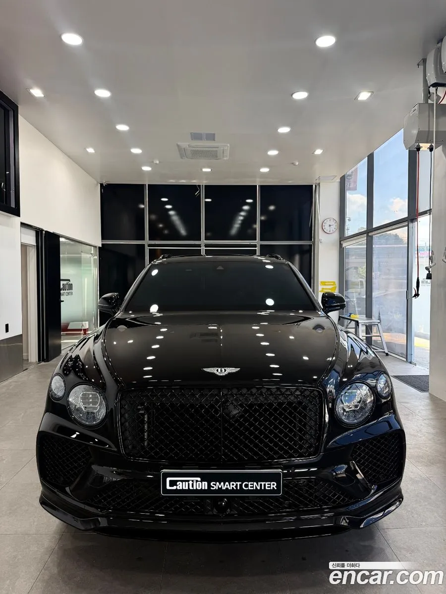Bentley Bentayga 2024 — 12