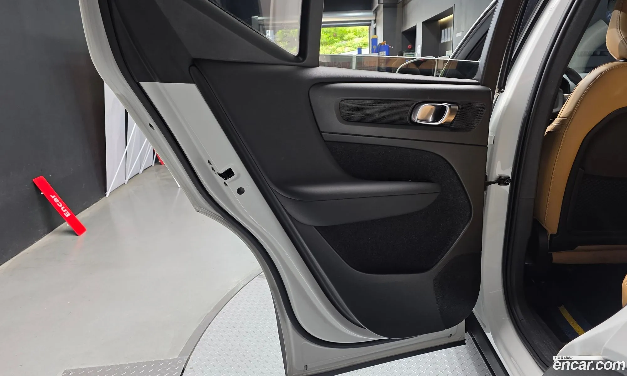 Volvo XC40 2022 — 14