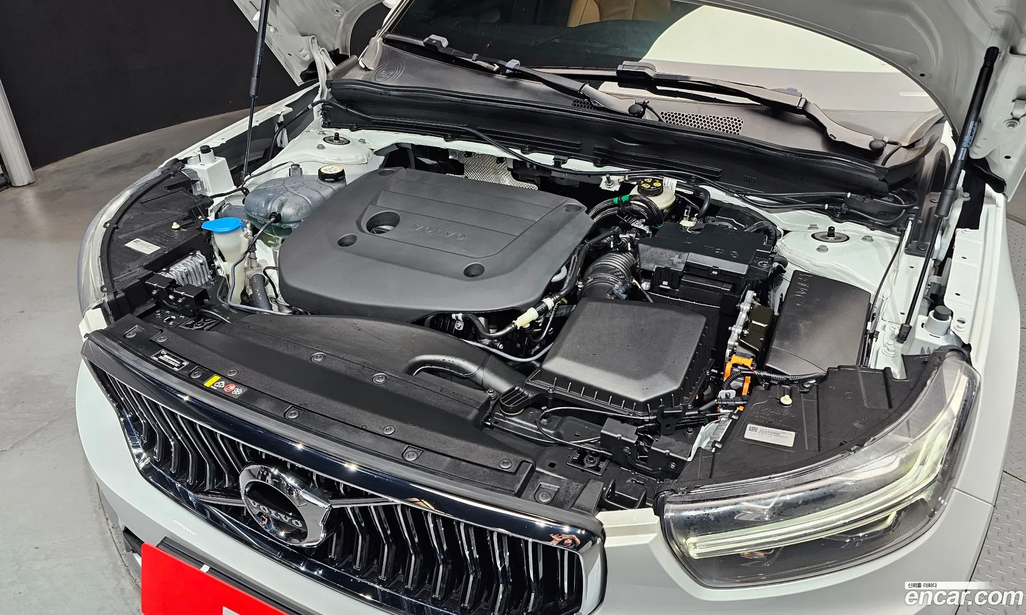 Volvo XC40 2022 — 17