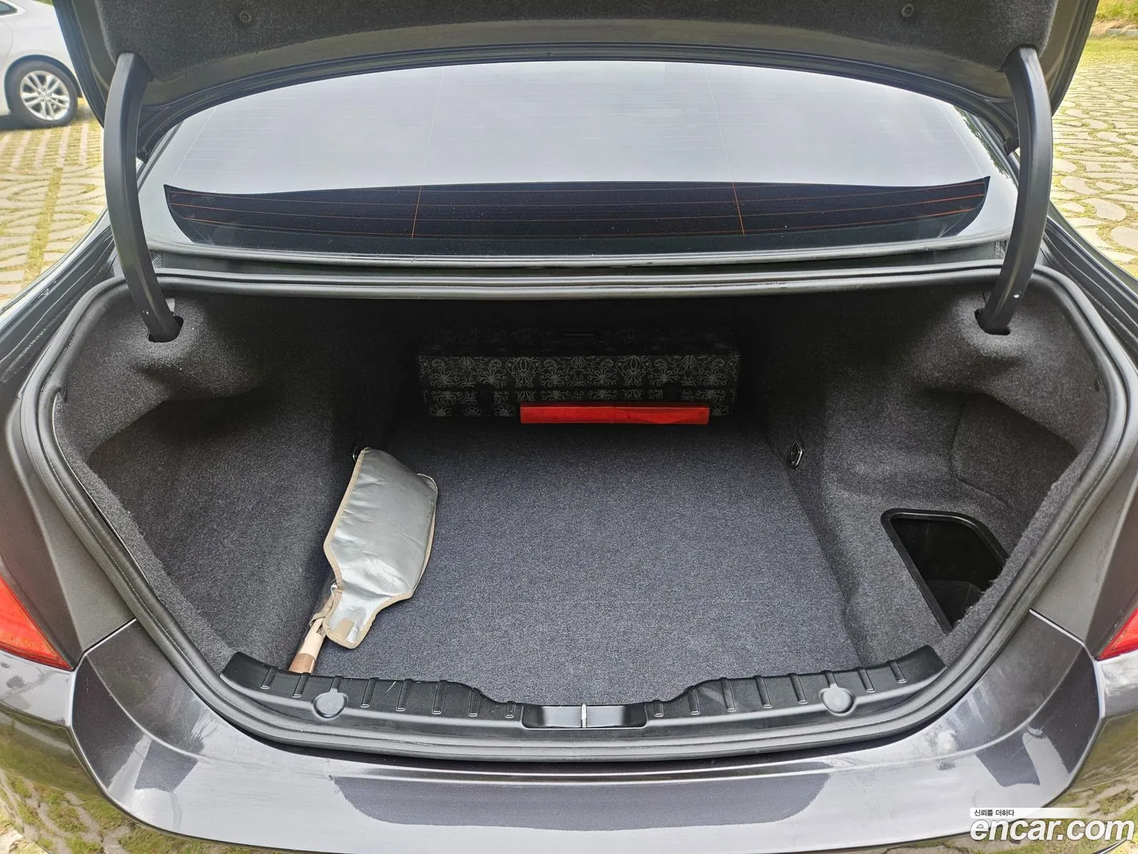 BMW 5 Series 2011 — 14