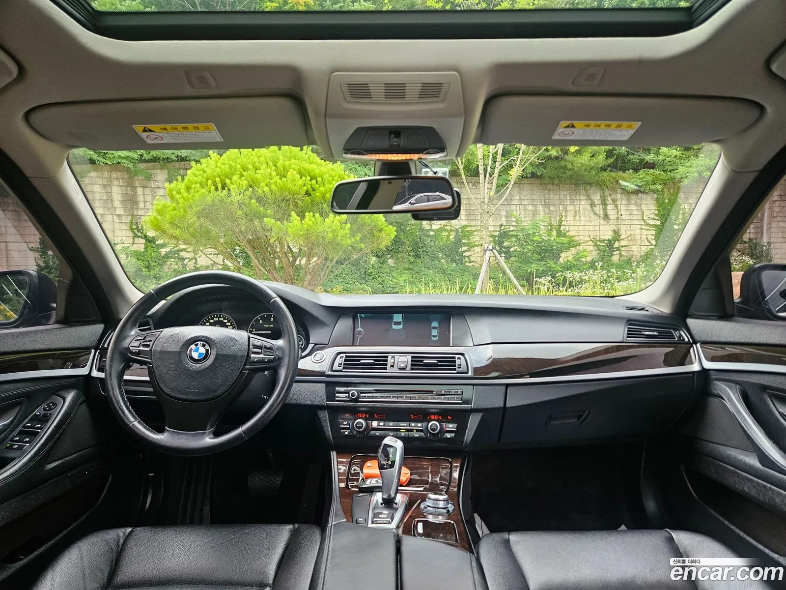 BMW 5 Series 2011 — 18