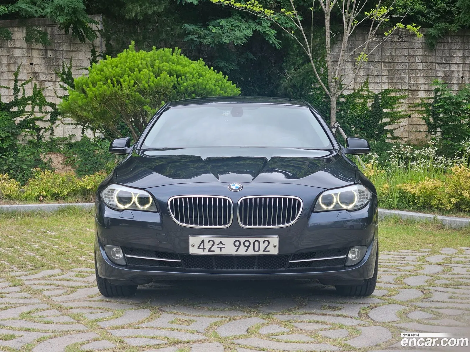 BMW 5 Series 2011 — 17