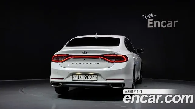 Hyundai Grandeur IG Hybrid 2019 — 3