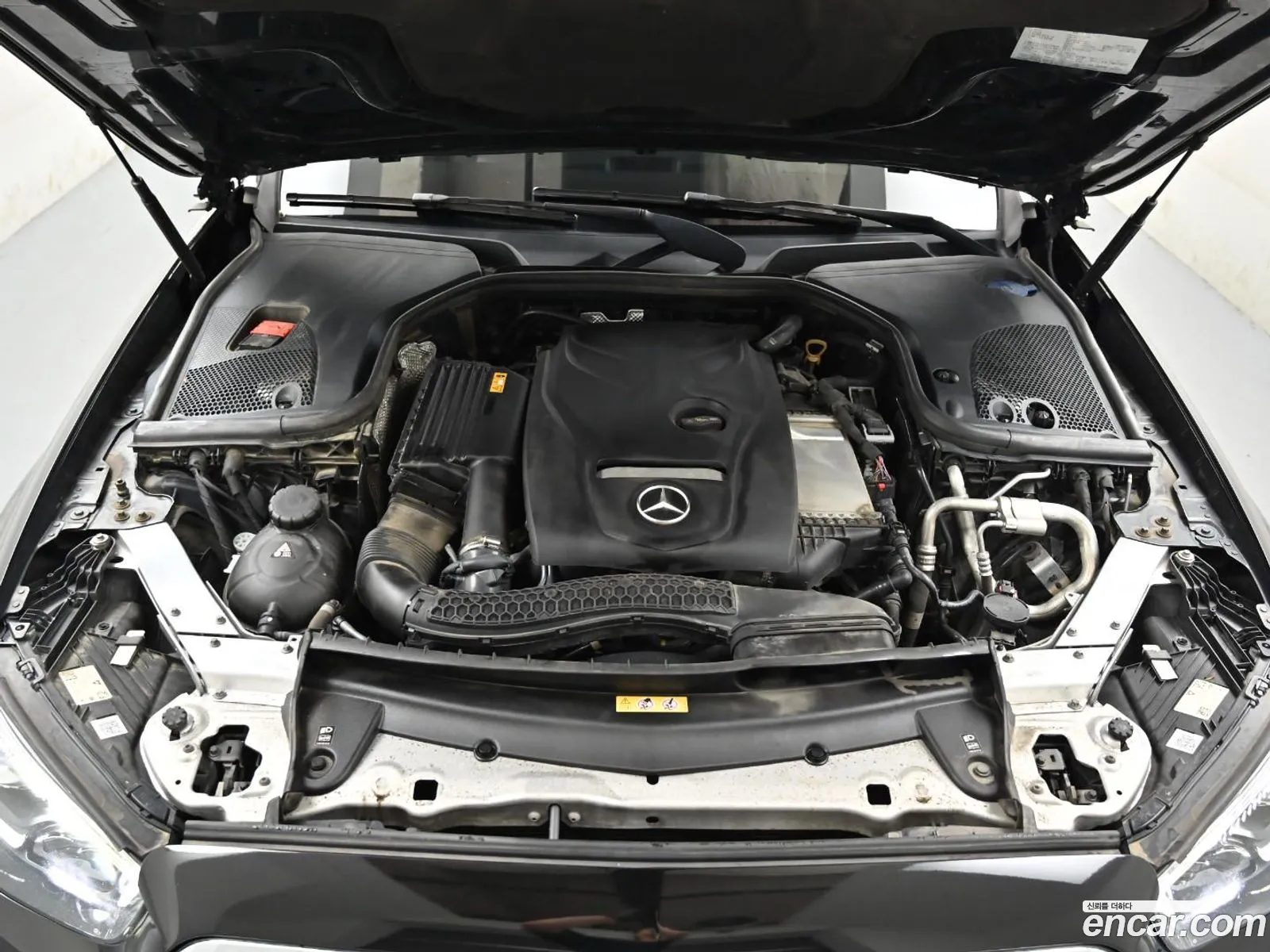 Mercedes-Benz E-Class W213 2020 — 11