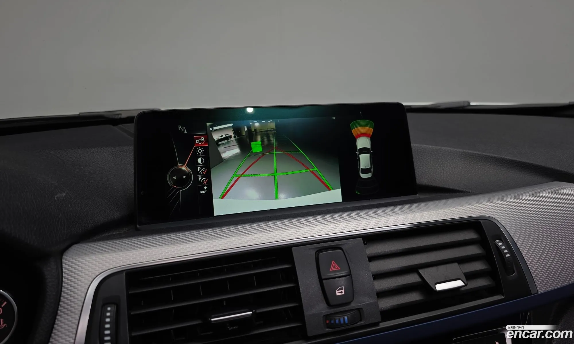 BMW 3 Series 2016 — 28