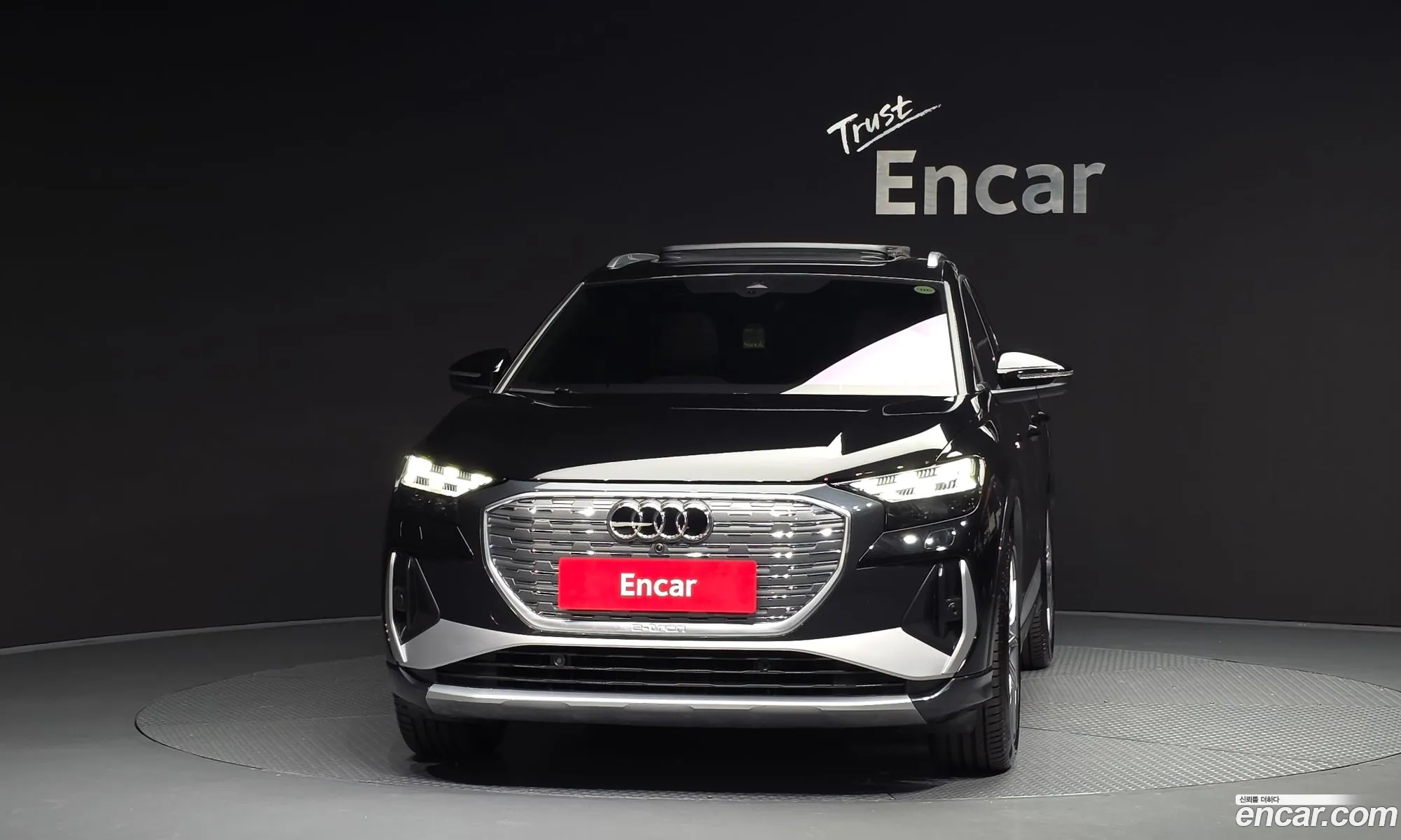 Audi Q4 e-tron 2026 — 12