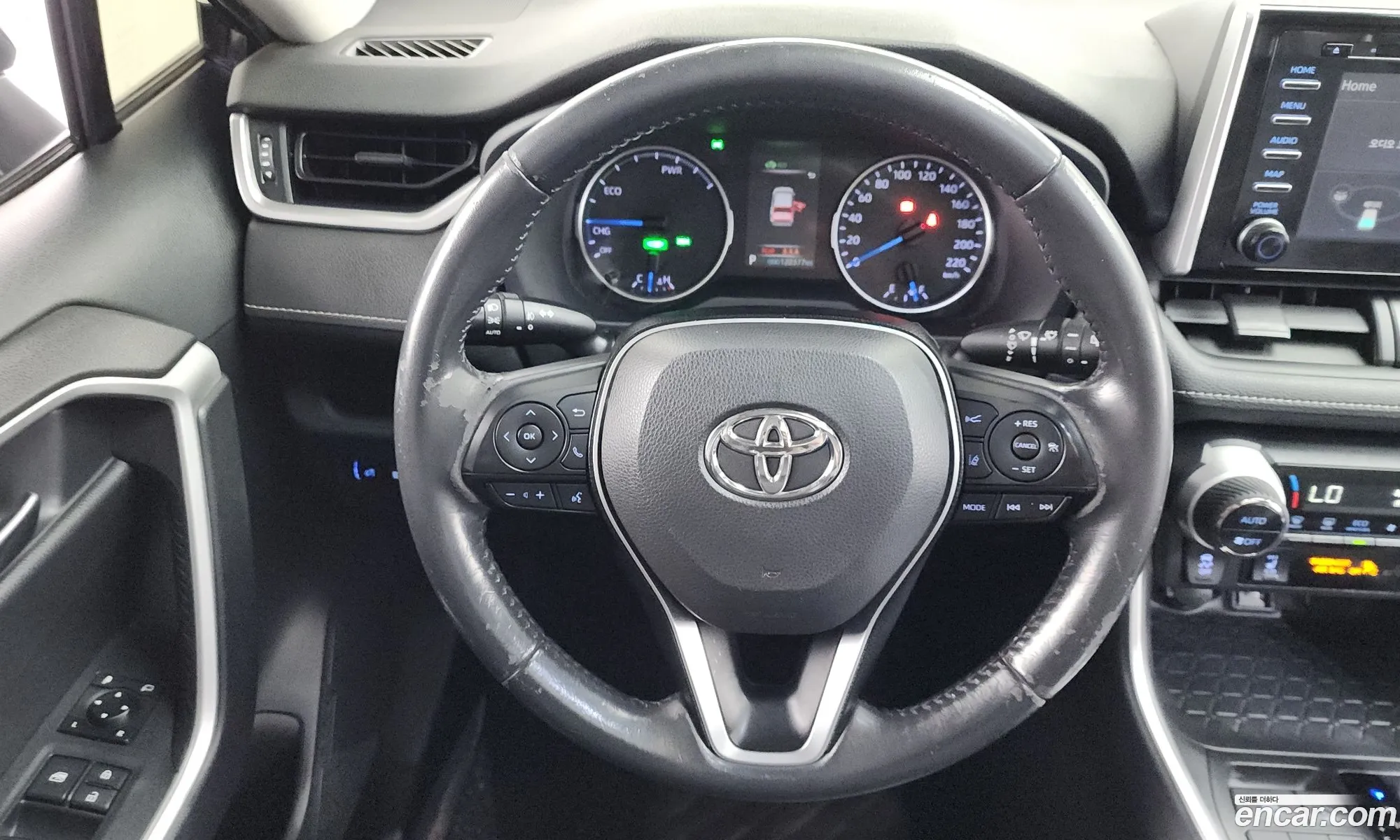 Toyota RAV4 2019 JTMW2RFV2KD017177 — 24