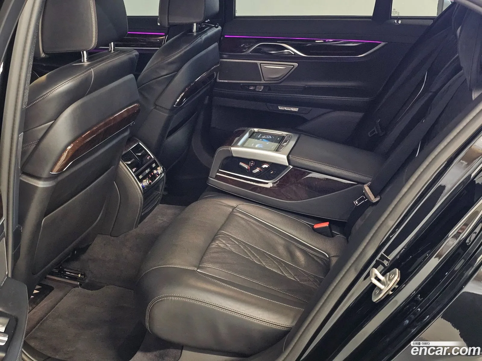 BMW 7 Series 2016 — 11