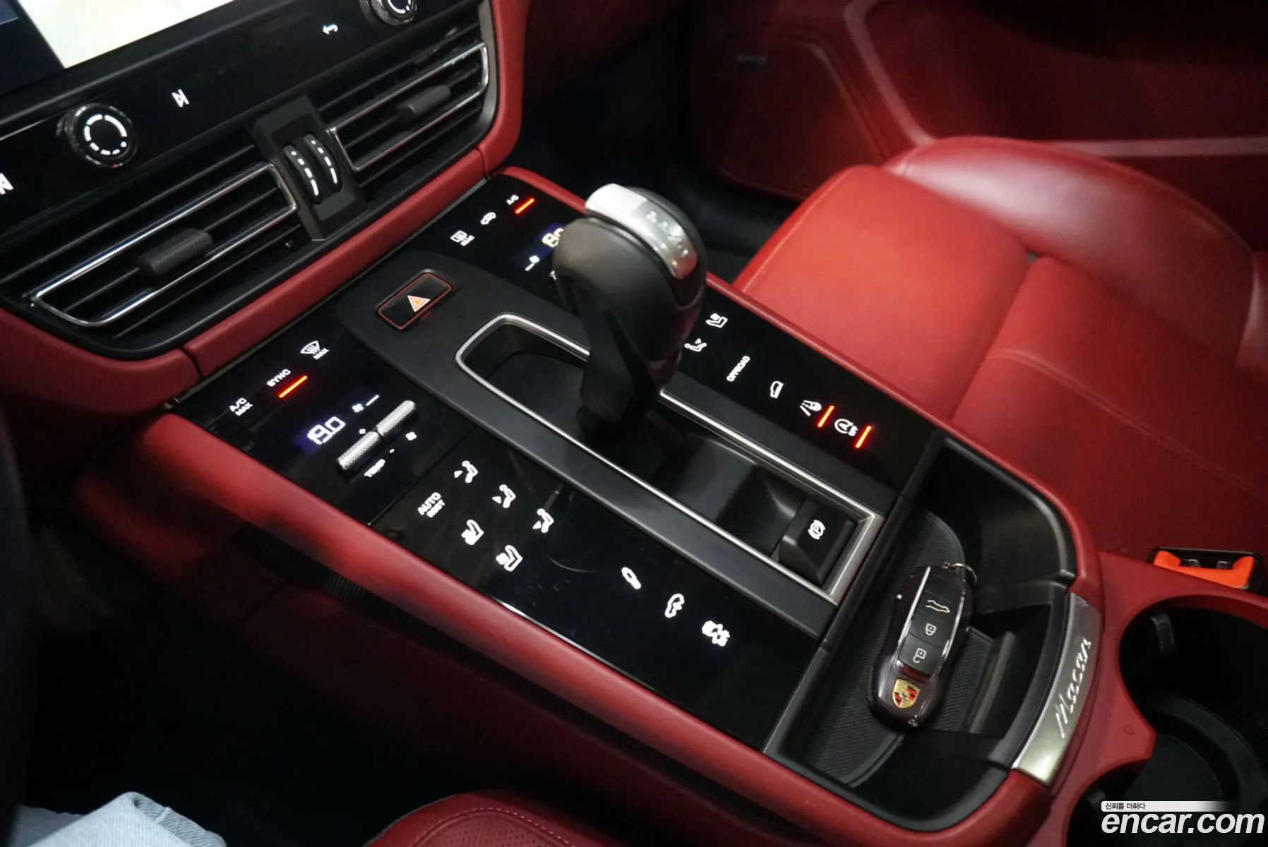 Porsche Macan 2022 — 10