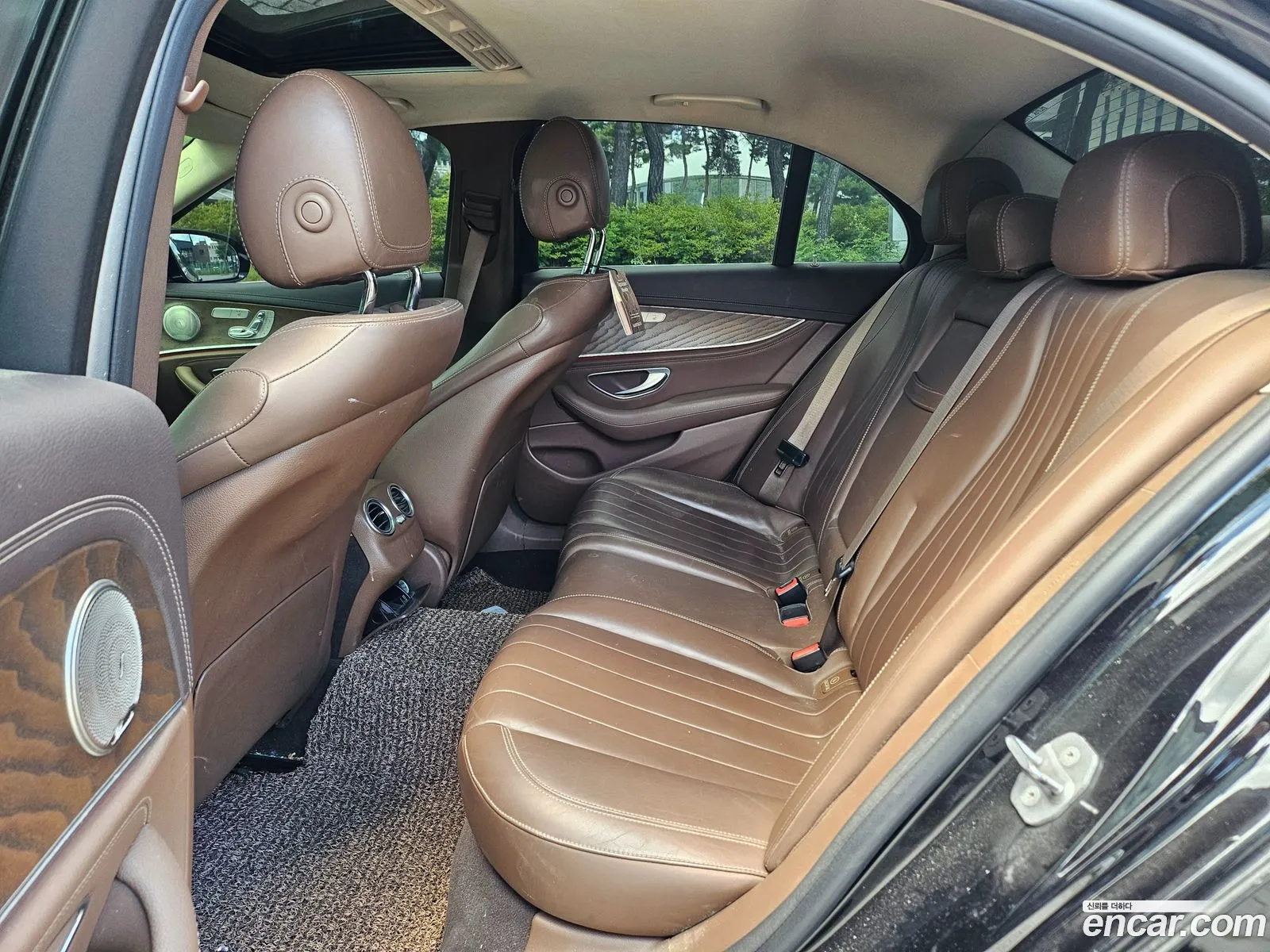 Mercedes-Benz E-Class W213 2017 — 13
