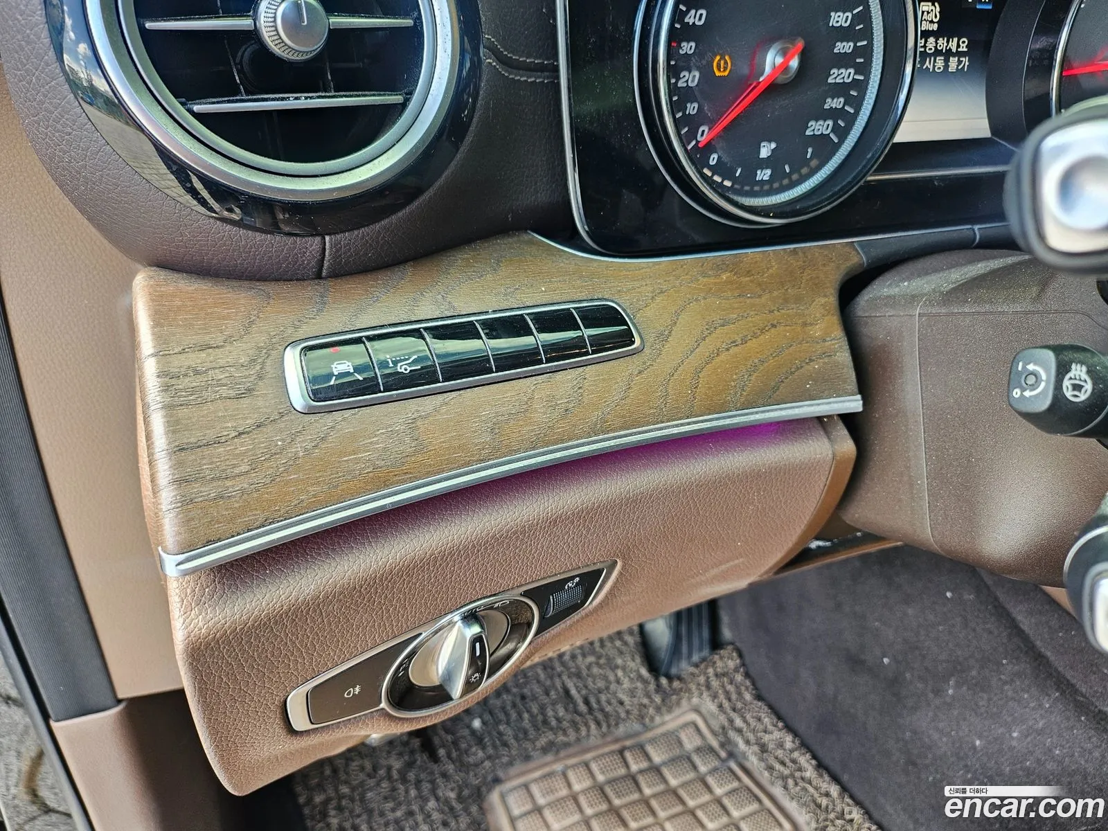 Mercedes-Benz E-Class W213 2017 — 11